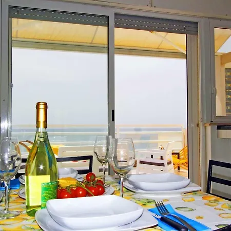 Sunset Fronte Spiaggia Apart-hotel Torre Pali